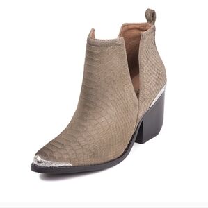 LIKE NEW Jeffrey Campbell Cromwell Suede Snake Western Bootie Size 6.5
